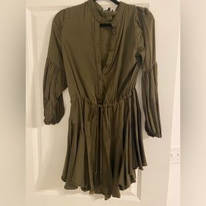 BOUTIQUE GREEN DRESS